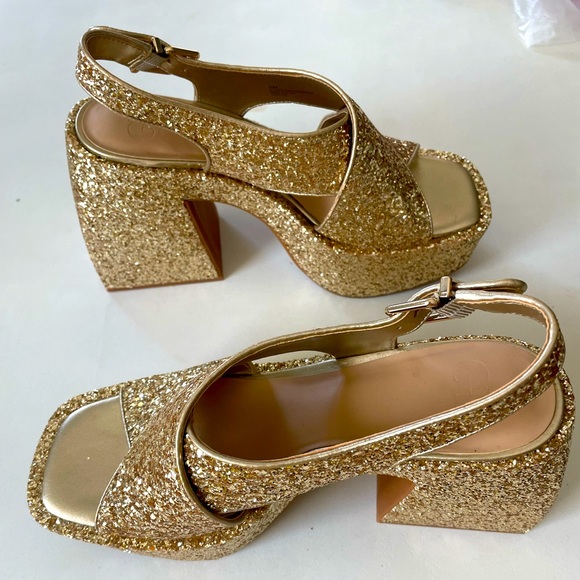 Gianni Bini Gold Glitter Heels size 9 chunky heel all the way around BEAUTIFUL - Picture 3 of 4